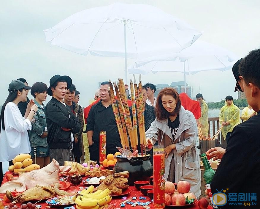 玫瑰与饼干片场照